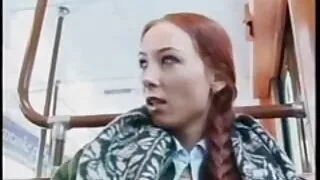 두 친구들을 강제로 아시아 여자를 빨아 물건에서 자쿠지